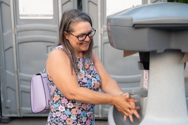 Affordable portable toilet rental in Barbourmeade, KY
